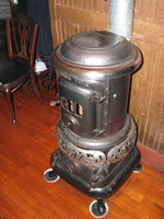 Pete's Tavern -- Friday Book Discussion